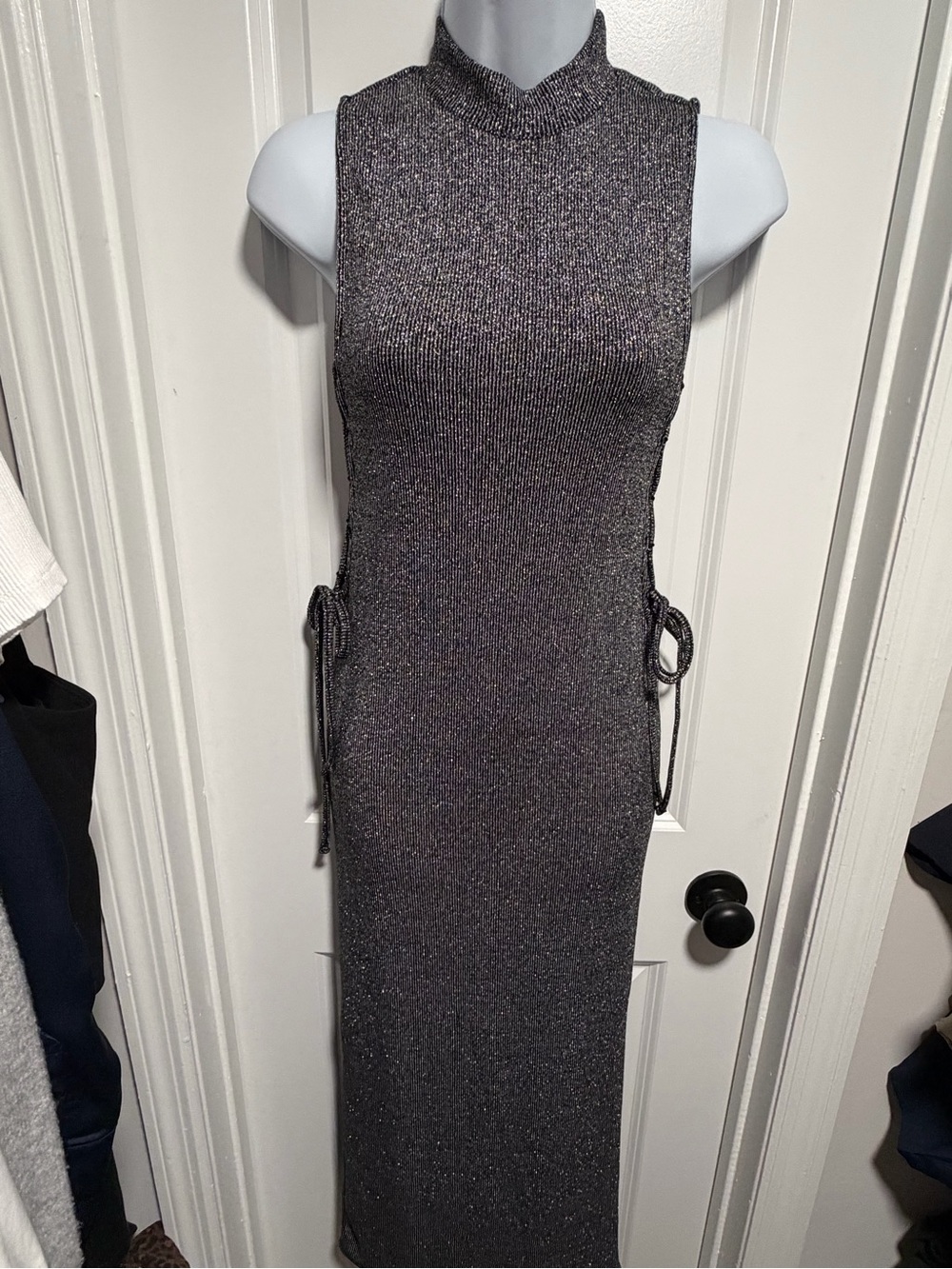 Forever 21 Metallic Charcoal Sleeveless MIDI Dress